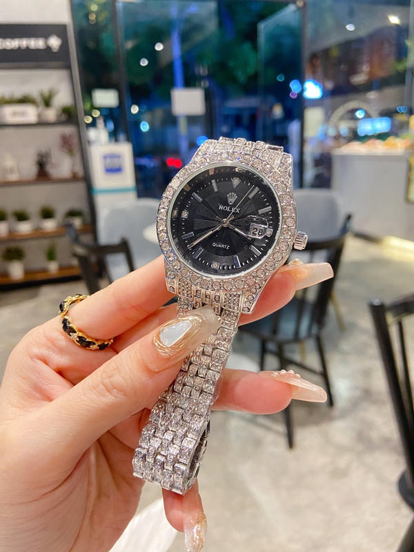 ブランド時計全体デザイン